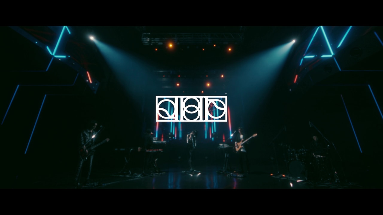 Daoko新バンド・QUBITがZepp Shinjukuでパフォーマンス、「G.A.D.」MVは明日公開