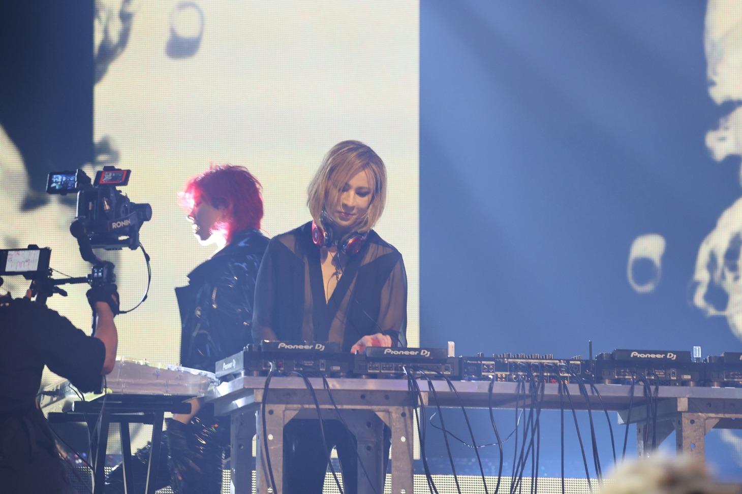 YOSHIKI