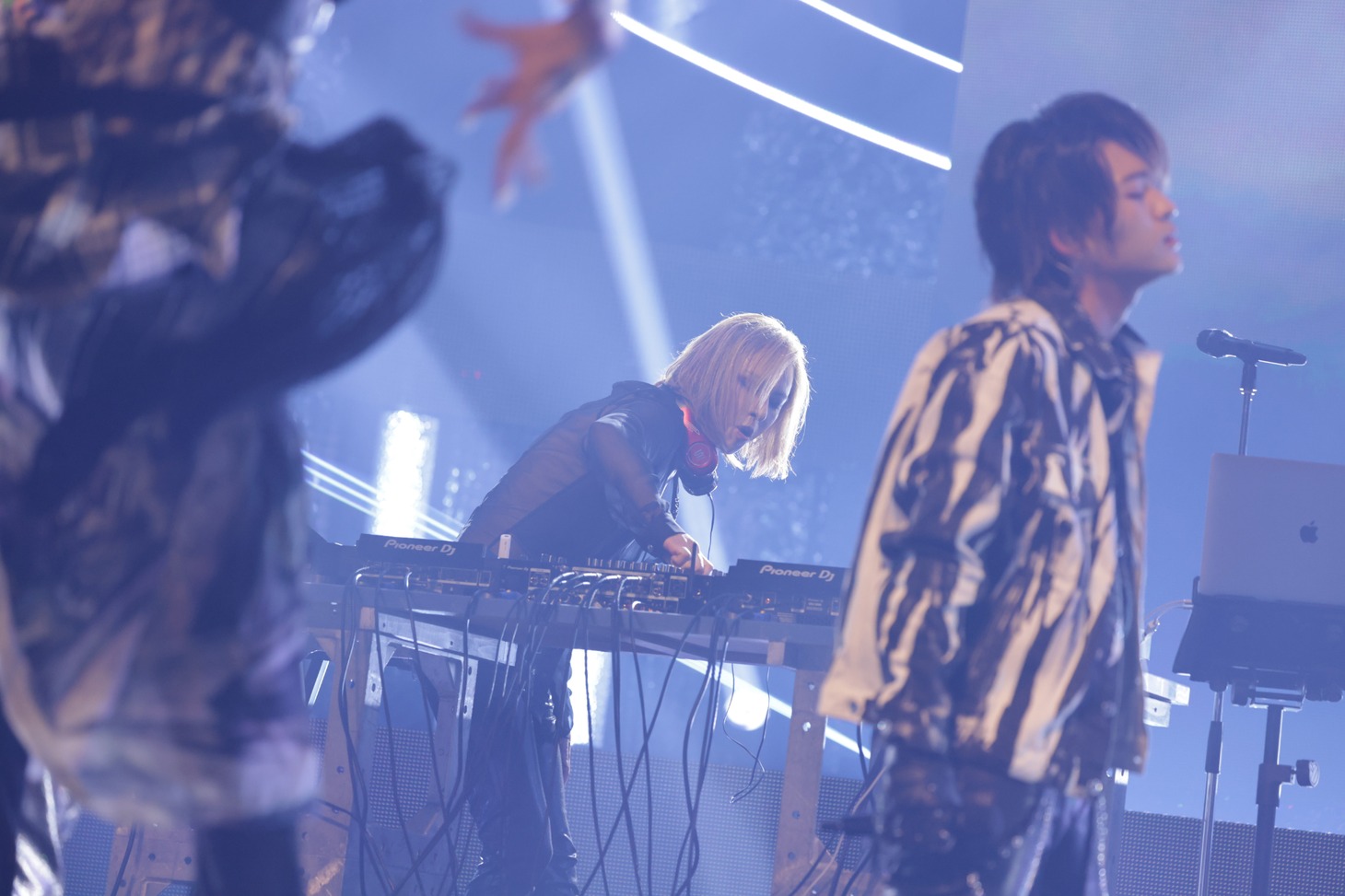 YOSHIKI