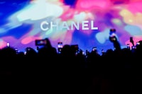 「CHANEL2022 / 23年メティエダール コレクション」アフターパーティの様子。（写真提供：Apple）
