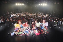 「カイジューバイミー デビュー二周年ワンマン 『衝幕』」の様子。