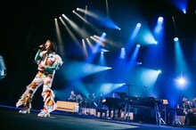 TOMOO「TOMOO LIVE TOUR 2023 "Walk on the Keys"」東京公演の様子。（Photo by Kana Tarumi）