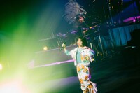 TOMOO「TOMOO LIVE TOUR 2023 "Walk on the Keys"」東京公演の様子。（Photo by Kana Tarumi）