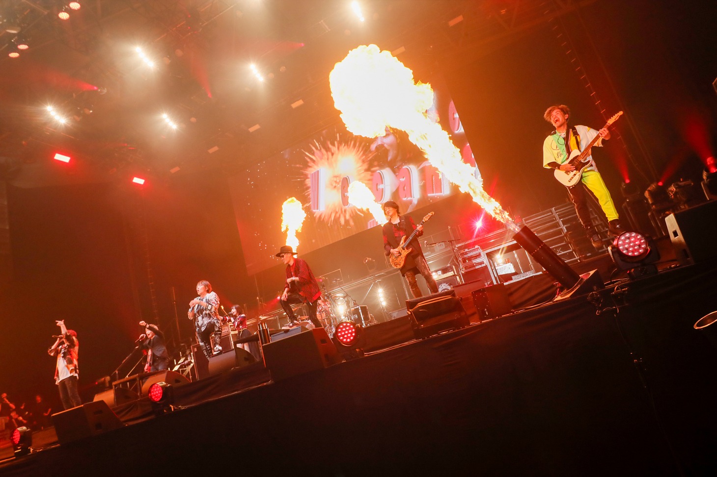 「FLOW 20th ANNIVERSARY SPECIAL LIVE 2023 ～アニメ縛りフェスティバル～」の様子。