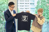 左から伊藤徳宇市長、NakamuraEmi。