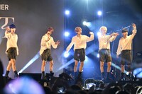 去り際のTOMORROW X TOGETHER。