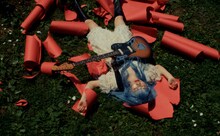 ん・フェニ「MAKE」ミュージックビデオより。