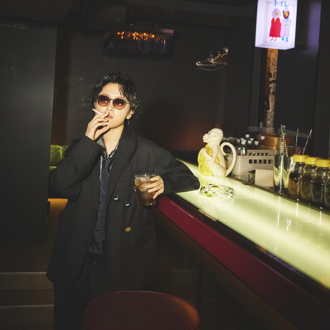 ラランドのサーヤ率いる礼賛、新曲は「スケベなだけで金がない」