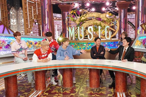 「有吉ミュージックフェス」よりJO1のトークの様子。 (c)テレビ東京