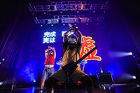 ザ・リーサルウェポンズ「E.P.ウソつかない」の様子。