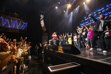 ザ・リーサルウェポンズ「E.P.ウソつかない」の様子。