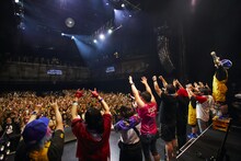 ザ・リーサルウェポンズ「E.P.ウソつかない」の様子。