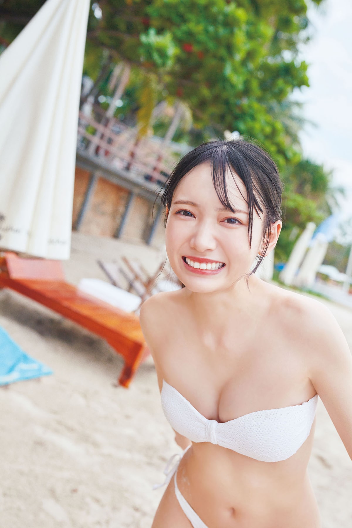 水樹奈々アイコラ 鈴木瞳美「ひとめぼれ」より。(c)講談社 / 熊木優 - ≠ME鈴木瞳美、水着カット初挑戦の1st写真集をアピール「1ページずつに一目惚れして」  [画像ギャラリー 4/16] - 音楽ナタリー