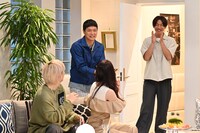 「UVERworld ROOM～やけにチャイムの鳴る夜～」より。 (c)テレビ朝日