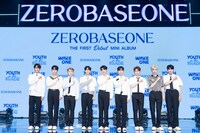 ZEROBASEONE (c)WAKEONE