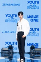 ソン・ハンビン(c)WAKEONE