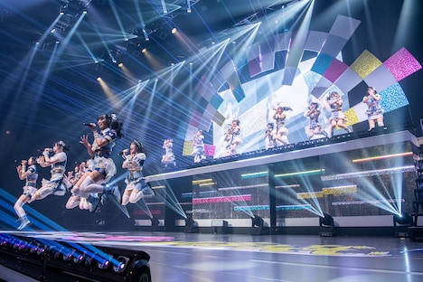 虹のコンキスタドール「虹のコンキスタドール 9th Anniversary Live ~虹コンは9に止まれない!~」の様子。