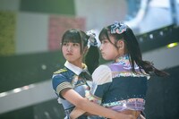 清水理子（左）と蛭田愛梨（右）。