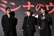左から数原龍友、白濱亜嵐、片寄涼太。