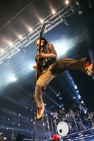 桑原彰（G）（Photo by Takeshi Yao）