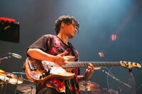 武田祐介（B）（Photo by Takeshi Yao）