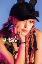「SMILEY-Japanese Ver.-（feat.ちゃんみな）」初回限定盤Bジャケット