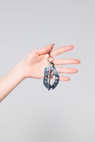 Reol「切っ先」Legit盤付属のメタルチャーム「Edge Metal Charm」