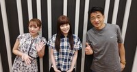 左から高橋みなみ、セントチヒロ・チッチ、きぬた院長。