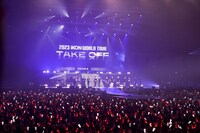 「2023 iKON WORLD TOUR [TAKE OFF]」大阪公演の様子。（撮影：上飯坂一）