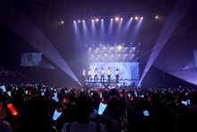 「2023 iKON WORLD TOUR [TAKE OFF]」大阪公演の様子。（撮影：上飯坂一）