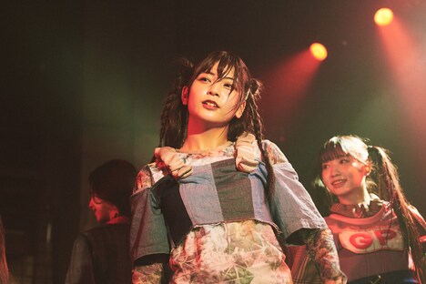 カ能セイ（GANG PARADE）（Photo by YURIE PEPE））