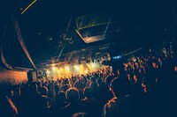 「リアクション ザ ブッタ Tour 2023」最終公演の様子。（撮影：稲垣ルリコ）