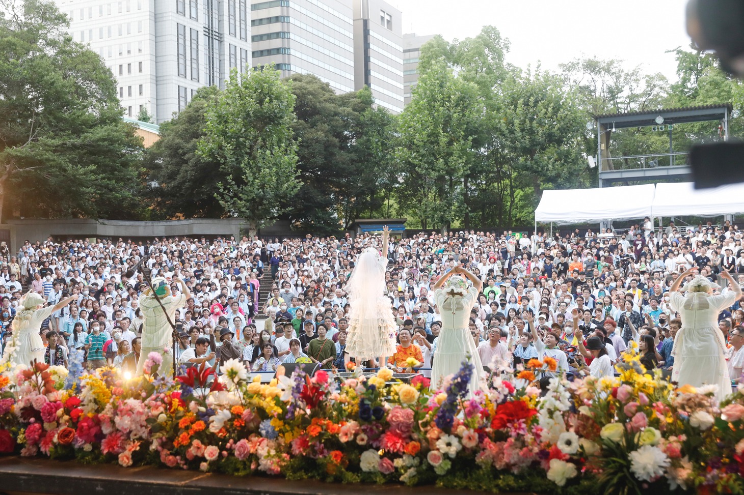 「祝・日比谷野音100周年 きゃりーぱみゅぱみゅ Special Live 2023 - Midnight Sun -」の様子。（Photo by Aki Ishii）