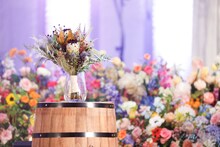 「祝・日比谷野音100周年 きゃりーぱみゅぱみゅ Special Live 2023 - Midnight Sun -」のステージ装飾。（Photo by Aki Ishii）