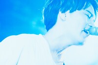 佐々木直人（B, Vo）（撮影：稲垣ルリコ）