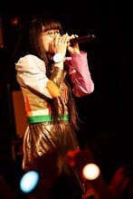 ユイ・ガ・ドクソン（GANG PARADE）（撮影：渡邉一生）