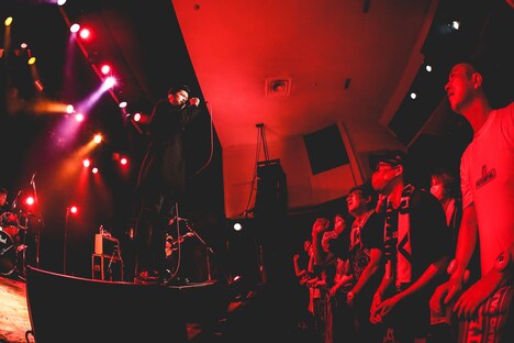 THE イナズマ戦隊(撮影:渡邉一生)