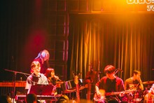 「蓮沼執太フィル Live at Blue Note Tokyo」2部の様子。（撮影：後藤武浩）