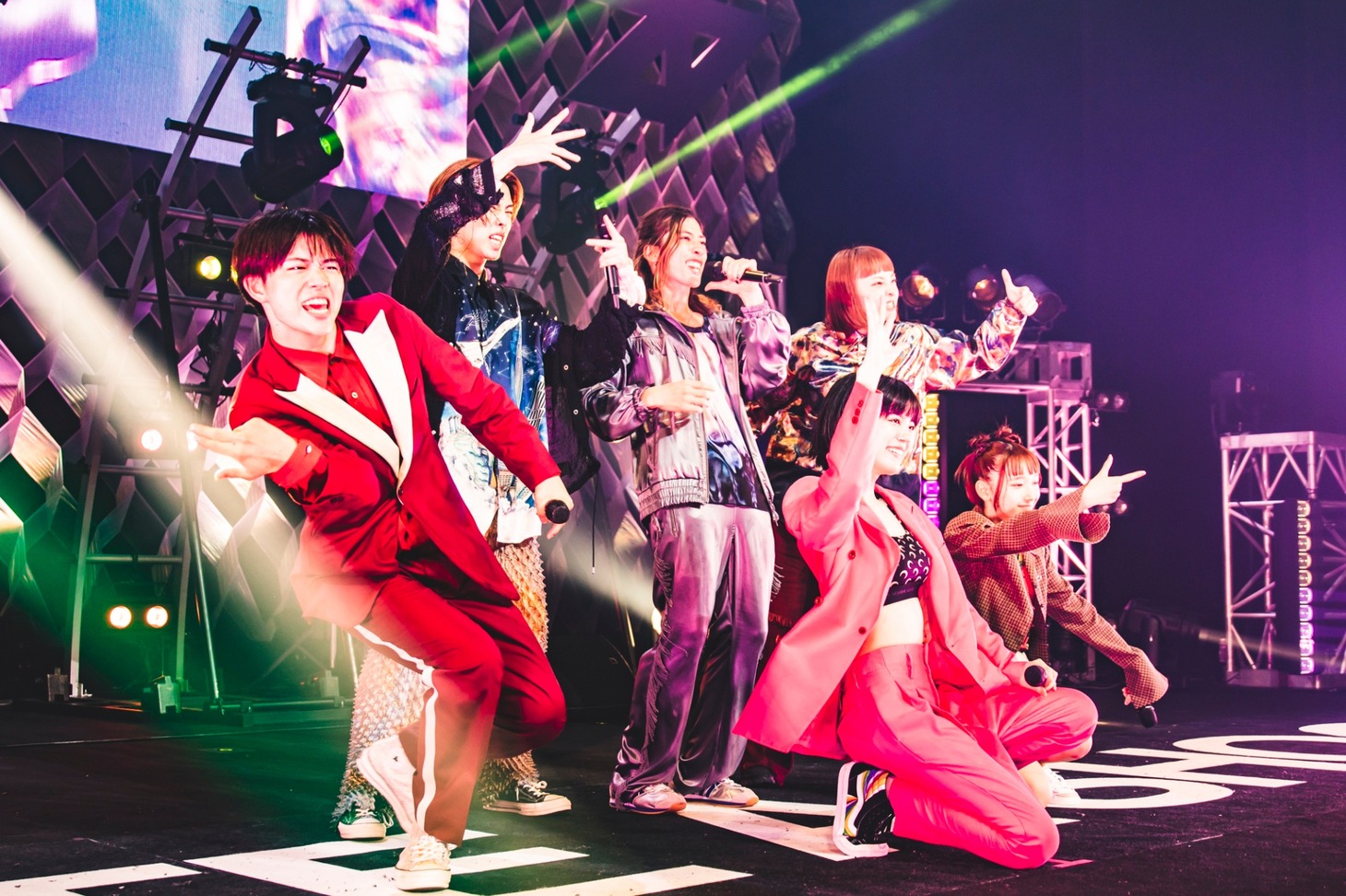 BITE A SHOCK（Photo by cazrowAoki）