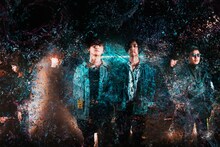 FABLED NUMBER。右から3番目がN'Taichi（B, Cho）、右端が宗光-Rodriguez（Sampler, Programming）。