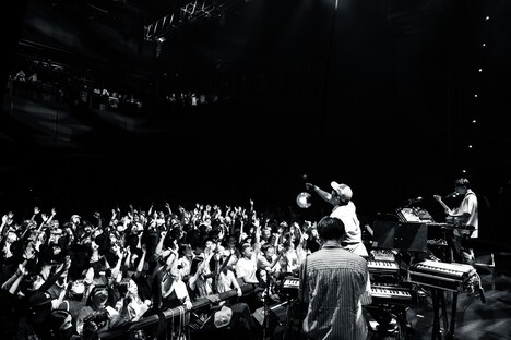 cero「『e o』 Release Tour 2023」最終公演の様子。（撮影：廣田達也）
