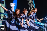 「影山優佳卒業セレモニー」ライブパートの様子。（撮影：上山陽介）