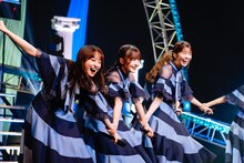 「影山優佳卒業セレモニー」ライブパートの様子。（撮影：上山陽介）