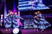 「影山優佳卒業セレモニー」ライブパートの様子。（撮影：上山陽介）