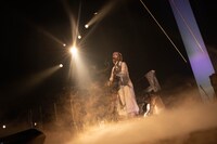 ReoNa「ReoNa ONE-MAN Concert Tour 2023 “HUMAN”」東京・LINE CUBE SHIBUYA（渋谷公会堂）公演の様子。（写真：平野タカシ）