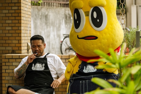 休憩中の漢 a.k.a. GAMIとピーナッツくん。