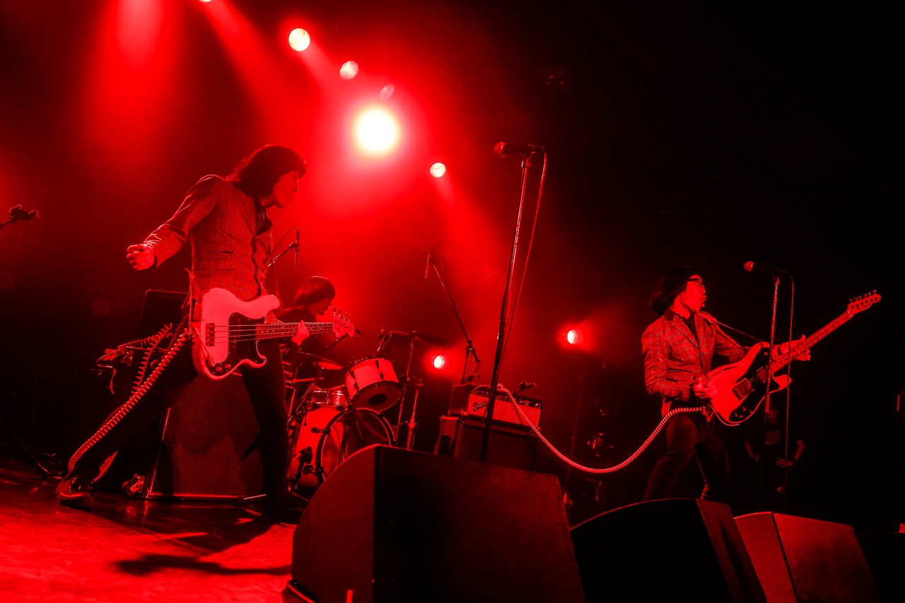 ザ50回転ズ（撮影：森好弘）