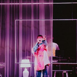 MAISONdes初ライブで入居者大集合、asmi「私の人生を変えてくれた存在」