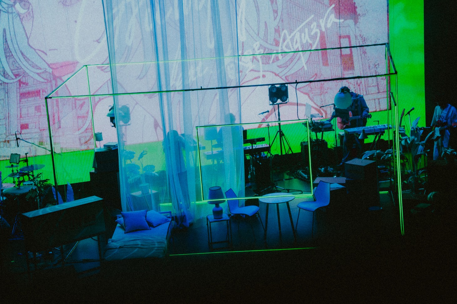 Aqu3ra、春野（Photo by Kato Shumpei）