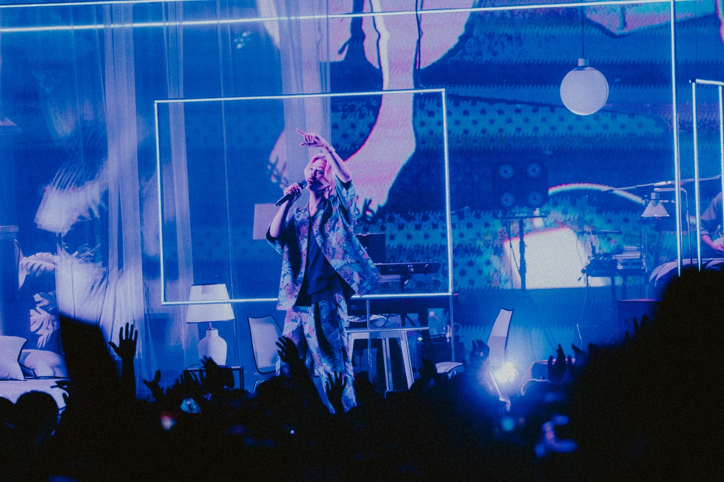 くじら（Photo by Kato Shumpei）